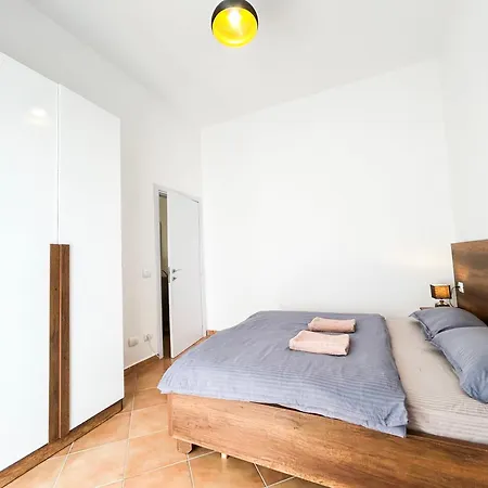 Appartement Aqua Star D94 *